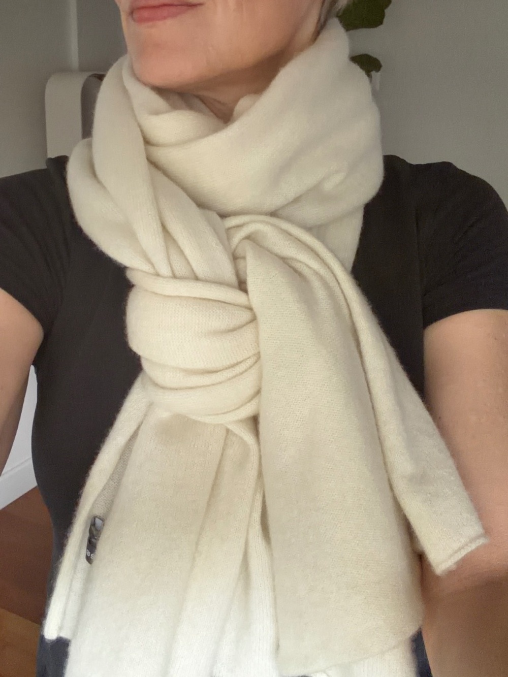 Simons 100% Cashmere Oversized Scarf Wrap Ivory Cream 75” x 22”